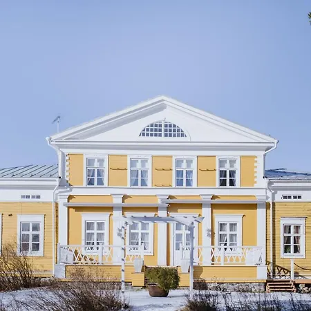 Hotel Tiittalan Kartano *